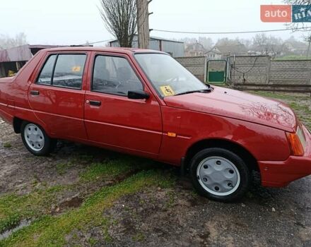 Красный ЗАЗ 1103 Славута, объемом двигателя 1.09 л и пробегом 48 тыс. км за 2350 $, фото 10 на Automoto.ua