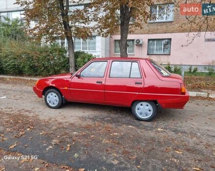 Красный ЗАЗ 1103 Славута, объемом двигателя 1.09 л и пробегом 47 тыс. км за 2100 $, фото 14 на Automoto.ua