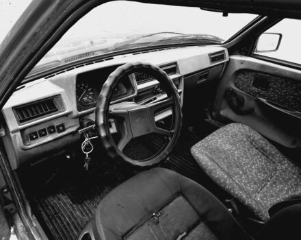 Красный ЗАЗ 1103 Славута, объемом двигателя 1.2 л и пробегом 135 тыс. км за 1150 $, фото 5 на Automoto.ua