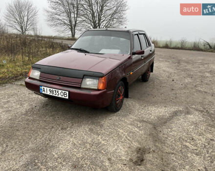 Красный ЗАЗ 1103 Славута, объемом двигателя 1.3 л и пробегом 294 тыс. км за 1300 $, фото 2 на Automoto.ua