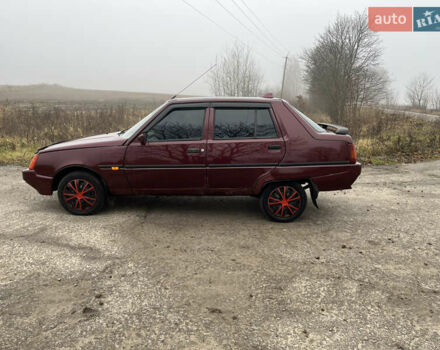 Красный ЗАЗ 1103 Славута, объемом двигателя 1.3 л и пробегом 294 тыс. км за 1300 $, фото 4 на Automoto.ua