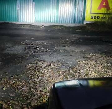 Красный ЗАЗ 1103 Славута, объемом двигателя 1.3 л и пробегом 142 тыс. км за 2000 $, фото 13 на Automoto.ua