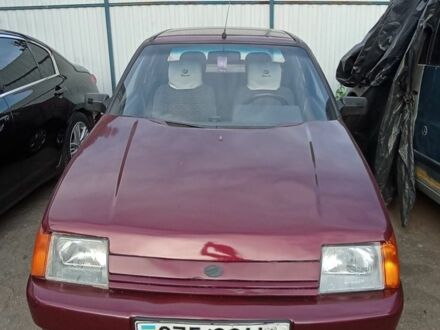 ЗАЗ 1103 Славута 1998 у Умани на Automoto.ua Червоний ЗАЗ 1103 Славута, об'ємом двигуна 1.1 л та пробігом 140 тис. км за 49999 $, фото 1 на Automoto.ua