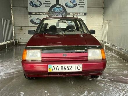 ЗАЗ 1103 Славута 2000 в Киеве на Automoto.ua Красный ЗАЗ 1103 Славута, объемом двигателя 1.2 л и пробегом 120 тыс. км за 871 $, фото 1 на Automoto.ua