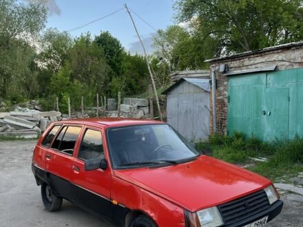 ЗАЗ 1103 Славута 2000 у Сумах на Automoto.ua Червоний ЗАЗ 1103 Славута, об'ємом двигуна 0 л та пробігом 225 тис. км за 650 $, фото 1 на Automoto.ua