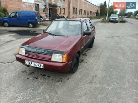 ЗАЗ 1103 Славута 2001 у Олевске на Automoto.ua Червоний ЗАЗ 1103 Славута, об'ємом двигуна 1.2 л та пробігом 120 тис. км за 799 $, фото 1 на Automoto.ua