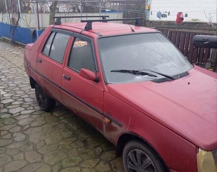 Красный ЗАЗ 1103 Славута, объемом двигателя 1.2 л и пробегом 250 тыс. км за 900 $, фото 1 на Automoto.ua