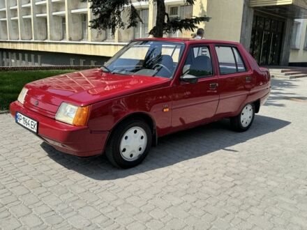 ЗАЗ 1103 Славута 2003 в Запорожье на Automoto.ua Красный ЗАЗ 1103 Славута, объемом двигателя 1.2 л и пробегом 52 тыс. км за 2000 $, фото 1 на Automoto.ua