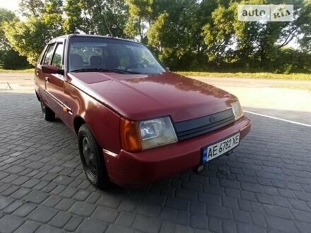ЗАЗ 1103 Славута 2003 в Днепре (Днепропетровске) на Automoto.ua Красный ЗАЗ 1103 Славута, объемом двигателя 1.2 л и пробегом 170 тыс. км за 1450 $, фото 1 на Automoto.ua