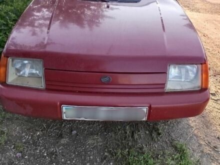 ЗАЗ 1103 Славута 2003 в Житомире на Automoto.ua Красный ЗАЗ 1103 Славута, объемом двигателя 0 л и пробегом 120 тыс. км за 1000 $, фото 1 на Automoto.ua