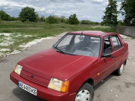 Красный ЗАЗ 1103 Славута, объемом двигателя 1.3 л и пробегом 140 тыс. км за 1100 $, фото 1 на Automoto.ua