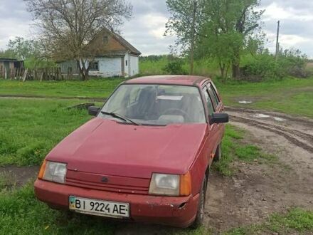 ЗАЗ 1103 Славута 2003 в Миргороде на Automoto.ua Красный ЗАЗ 1103 Славута, объемом двигателя 1.2 л и пробегом 280 тыс. км за 700 $, фото 1 на Automoto.ua
