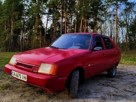 Красный ЗАЗ 1103 Славута, объемом двигателя 1.2 л и пробегом 157 тыс. км за 1076 $, фото 1 на Automoto.ua