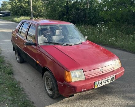 Красный ЗАЗ 1103 Славута, объемом двигателя 1.2 л и пробегом 92 тыс. км за 388 $, фото 1 на Automoto.ua