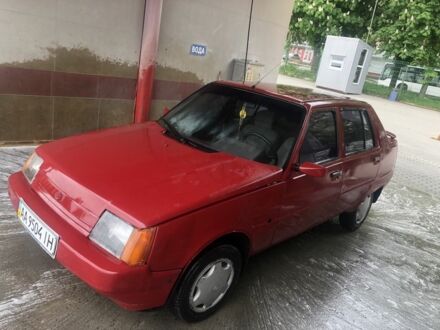 Красный ЗАЗ 1103 Славута, объемом двигателя 1.3 л и пробегом 175 тыс. км за 800 $, фото 1 на Automoto.ua