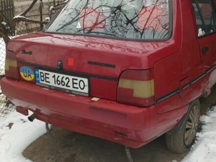 ЗАЗ 1103 Славута 2003 у Первомайськ на Automoto.ua Червоний ЗАЗ 1103 Славута, об'ємом двигуна 1.2 л та пробігом 100 тис. км за 363 $, фото 1 на Automoto.ua
