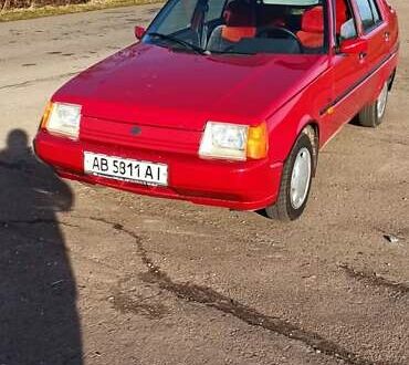 ЗАЗ 1103 Славута 2004 в Здолбунове на Automoto.ua Красный ЗАЗ 1103 Славута, объемом двигателя 1.2 л и пробегом 48 тыс. км за 1599 $, фото 1 на Automoto.ua