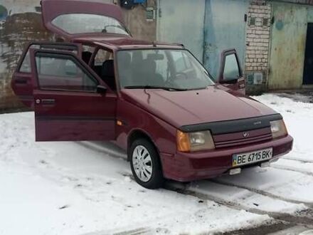 ЗАЗ 1103 Славута 2004 у Южноукраинске на Automoto.ua Червоний ЗАЗ 1103 Славута, об'ємом двигуна 1.2 л та пробігом 130 тис. км за 1450 $, фото 1 на Automoto.ua