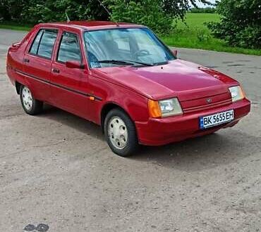 ЗАЗ 1103 Славута 2004 в Здолбунове на Automoto.ua Красный ЗАЗ 1103 Славута, объемом двигателя 1.2 л и пробегом 48 тыс. км за 1599 $, фото 1 на Automoto.ua