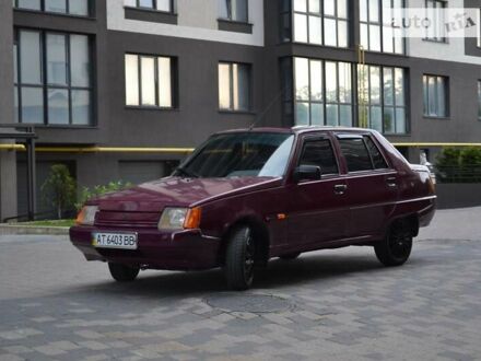 ЗАЗ 1103 Славута 2004 у Івано-Франківську на Automoto.ua Червоний ЗАЗ 1103 Славута, об'ємом двигуна 1.3 л та пробігом 90 тис. км за 1450 $, фото 1 на Automoto.ua