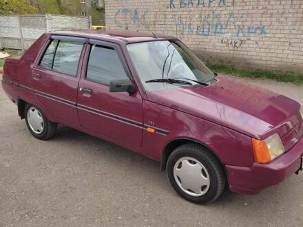 ЗАЗ 1103 Славута 2004 у Дружковке на Automoto.ua Червоний ЗАЗ 1103 Славута, об'ємом двигуна 1.2 л та пробігом 110 тис. км за 1700 $, фото 1 на Automoto.ua