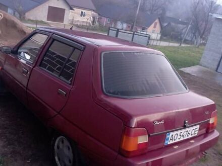 ЗАЗ 1103 Славута 2005 у Тячеве на Automoto.ua Червоний ЗАЗ 1103 Славута, об'ємом двигуна 1.2 л та пробігом 150 тис. км за 1000 $, фото 1 на Automoto.ua