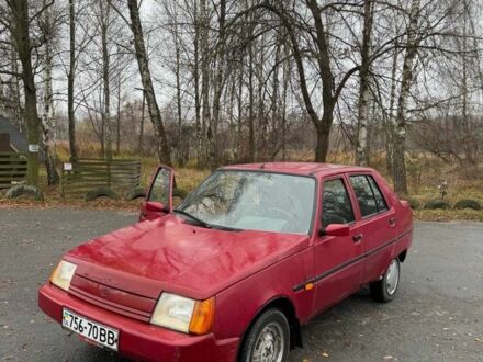 Красный ЗАЗ 1103 Славута, объемом двигателя 1.2 л и пробегом 85 тыс. км за 476 $, фото 1 на Automoto.ua