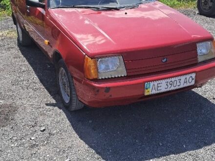 ЗАЗ 1103 Славута 2005 в Каменское - Днепродзержинск на Automoto.ua Красный ЗАЗ 1103 Славута, объемом двигателя 1 л и пробегом 66 тыс. км за 991 $, фото 1 на Automoto.ua