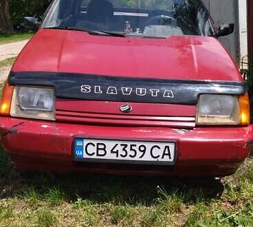 ЗАЗ 1103 Славута 2006 в Чернигове на Automoto.ua Красный ЗАЗ 1103 Славута, объемом двигателя 1.2 л и пробегом 5 тыс. км за 500 $, фото 1 на Automoto.ua