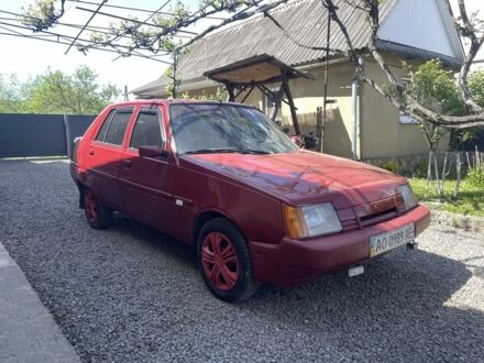 ЗАЗ 1103 Славута 2006 у Хусте на Automoto.ua Червоний ЗАЗ 1103 Славута, об'ємом двигуна 1.2 л та пробігом 187 тис. км за 350 $, фото 1 на Automoto.ua