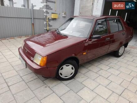 Красный ЗАЗ 1103 Славута, объемом двигателя 1.2 л и пробегом 120 тыс. км за 1250 $, фото 1 на Automoto.ua