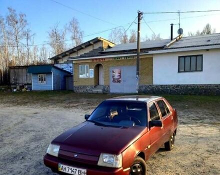 Красный ЗАЗ 1103 Славута, объемом двигателя 1.2 л и пробегом 90 тыс. км за 950 $, фото 1 на Automoto.ua