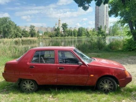 ЗАЗ 1103 Славута 2006 у Києві на Automoto.ua Червоний ЗАЗ 1103 Славута, об'ємом двигуна 1.2 л та пробігом 64 тис. км за 1400 $, фото 1 на Automoto.ua