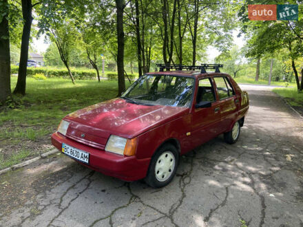 ЗАЗ 1103 Славута 2006 у Калуше на Automoto.ua Червоний ЗАЗ 1103 Славута, об'ємом двигуна 1.25 л та пробігом 79 тис. км за 950 $, фото 1 на Automoto.ua
