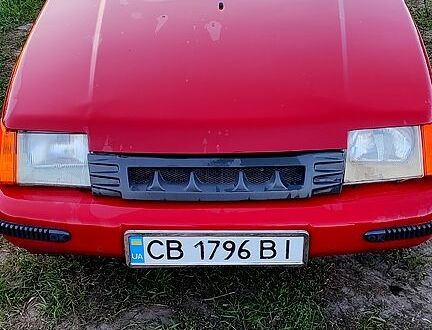 ЗАЗ 1103 Славута 2006 в Конотопе на Automoto.ua Красный ЗАЗ 1103 Славута, объемом двигателя 1.2 л и пробегом 190 тыс. км за 900 $, фото 1 на Automoto.ua