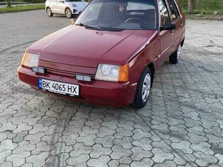 Красный ЗАЗ 1103 Славута, объемом двигателя 1.2 л и пробегом 127 тыс. км за 600 $, фото 1 на Automoto.ua
