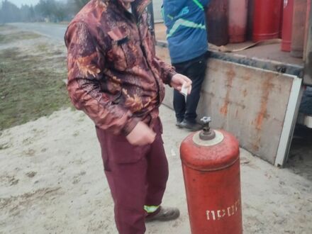 Красный ЗАЗ 1103 Славута, объемом двигателя 1.2 л и пробегом 82 тыс. км за 1000 $, фото 1 на Automoto.ua