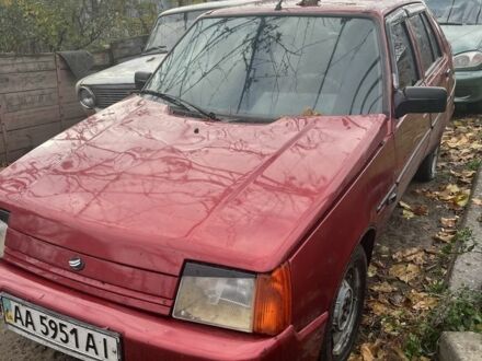 Красный ЗАЗ 1103 Славута, объемом двигателя 1 л и пробегом 100 тыс. км за 300 $, фото 1 на Automoto.ua