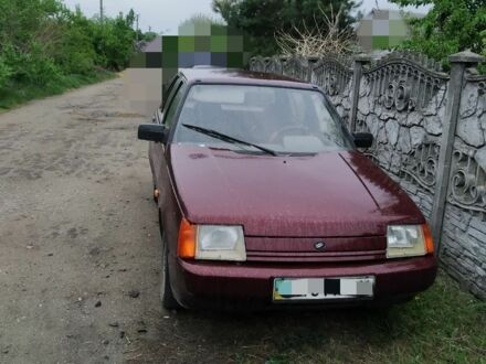 ЗАЗ 1103 Славута 2007 в Каменское - Днепродзержинск на Automoto.ua Красный ЗАЗ 1103 Славута, объемом двигателя 0 л и пробегом 1000 тыс. км за 1000 $, фото 1 на Automoto.ua