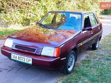 ЗАЗ 1103 Славута 2007 в Згуровке на Automoto.ua Красный ЗАЗ 1103 Славута, объемом двигателя 1.2 л и пробегом 63 тыс. км за 1800 $, фото 1 на Automoto.ua