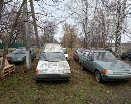 Красный ЗАЗ 1103 Славута, объемом двигателя 0 л и пробегом 100 тыс. км за 300 $, фото 1 на Automoto.ua