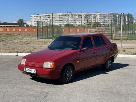 ЗАЗ 1103 Славута 2007 в Херсоне на Automoto.ua Красный ЗАЗ 1103 Славута, объемом двигателя 1.2 л и пробегом 100 тыс. км за 1200 $, фото 1 на Automoto.ua