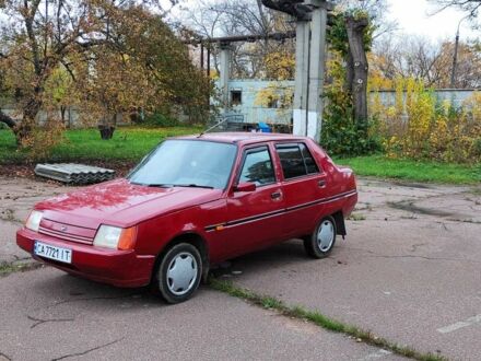 ЗАЗ 1103 Славута 2007 в Черкассах на Automoto.ua Красный ЗАЗ 1103 Славута, объемом двигателя 1.2 л и пробегом 122 тыс. км за 1950 $, фото 1 на Automoto.ua
