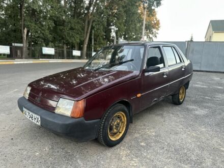 Красный ЗАЗ 1103 Славута, объемом двигателя 1.3 л и пробегом 150 тыс. км за 599 $, фото 1 на Automoto.ua