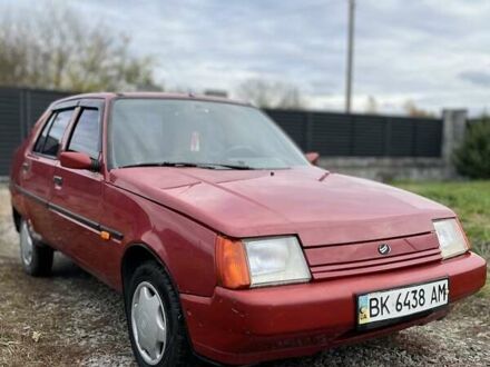 ЗАЗ 1103 Славута 2008 у Рівному на Automoto.ua Червоний ЗАЗ 1103 Славута, об'ємом двигуна 1.3 л та пробігом 120 тис. км за 1300 $, фото 1 на Automoto.ua