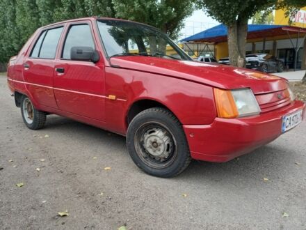 ЗАЗ 1103 Славута 2008 в Черкассах на Automoto.ua Красный ЗАЗ 1103 Славута, объемом двигателя 1.2 л и пробегом 135 тыс. км за 1150 $, фото 1 на Automoto.ua