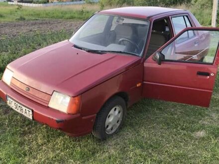 ЗАЗ 1103 Славута 2008 в Луцке на Automoto.ua Красный ЗАЗ 1103 Славута, объемом двигателя 0 л и пробегом 150 тыс. км за 1250 $, фото 1 на Automoto.ua