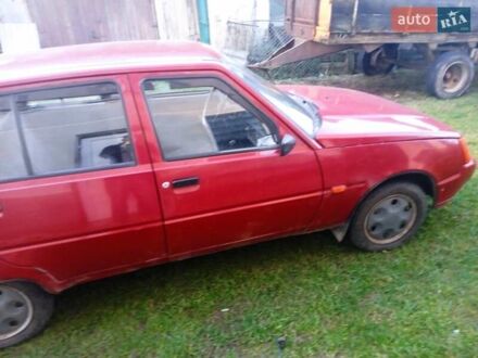 Красный ЗАЗ 1103 Славута, объемом двигателя 1.2 л и пробегом 120 тыс. км за 700 $, фото 1 на Automoto.ua