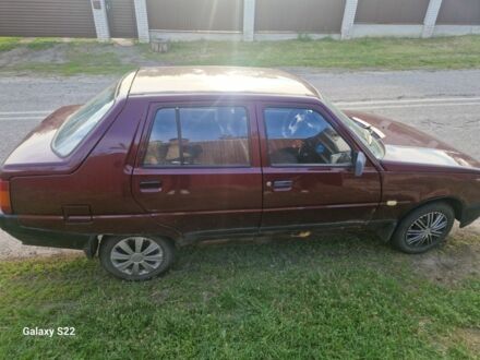 ЗАЗ 1103 Славута 2009 в Белой Церкве на Automoto.ua Красный ЗАЗ 1103 Славута, объемом двигателя 1.3 л и пробегом 300 тыс. км за 726 $, фото 1 на Automoto.ua