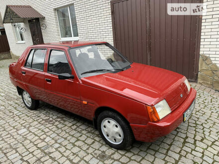 Красный ЗАЗ 1103 Славута, объемом двигателя 1.3 л и пробегом 13 тыс. км за 3250 $, фото 1 на Automoto.ua